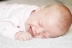 Газики у новорожденного. Как помочь, причины при грудном, искусственном вскармливании