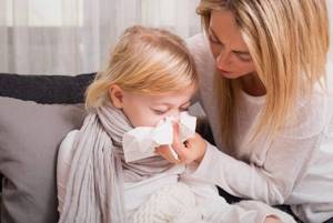 Как быстро вылечить насморк у ребенка в домашних условиях. Народные средства, аптечные препараты