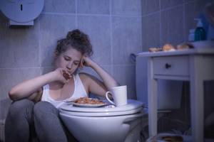 Как быстро вызвать рвоту после еды дома для похудения