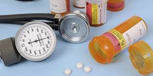 Какие лекарства принимать после инсульта: препараты для лечения и реабилитации