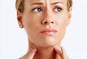 Кисты на щитовидной железе: чем опасны и как их лечить