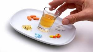 Чем лечить желудок: 15 самых эффективных таблеток от гастрита