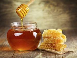 Пчелиный мед снижает кислотность желудочного сока