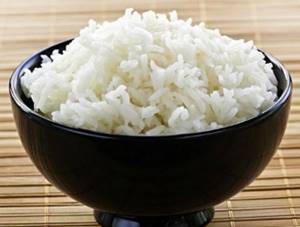 Рис благотворно влияет на состояние слизистой оболочки желудка.