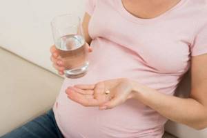 Основные симптомы недостатка прогестерона у женщин в разных фазах цикла и при беременности