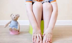Цистит наиболее часто появляется у мальчиков старше 4 лет