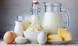 Молочнокислые продукты, масло и яйца (2 раза в неделю) разрешаются к употреблению при цистите и пиелонефрите