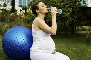 При беременности болит желудок и понос на 40 неделе