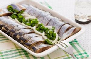 Селедка при хроническом панкреатите – сколько слабосоленой рыбы можно есть во время ремиссии?