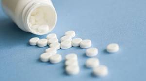 Таблетки от поноса у взрослых: список эффективных и быстродействующих лекарств с ценами