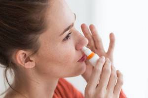 Заложенность носа без насморка у взрослых: причины, лечение медикаментами и народными средствами
